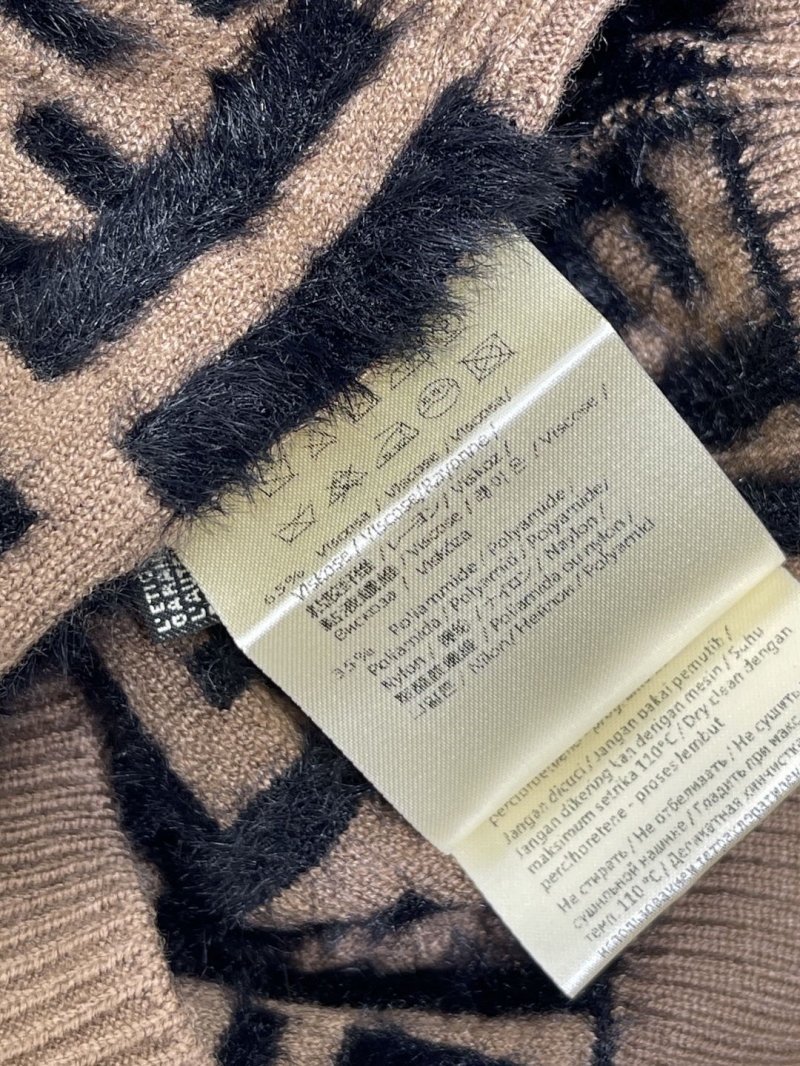 F**di sweater